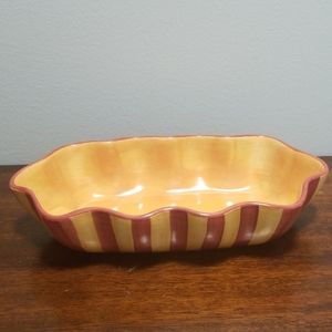 Southern Living Ruffled Bowl by Gail Pittman